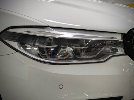 2020 BMW 5 Series - thumbnail 6