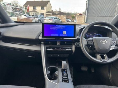 2025 Toyota C-HR - thumbnail 8