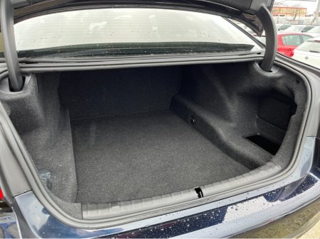 2022 BMW 5 Series - thumbnail 8