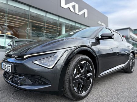 2025 Kia EV6 - thumbnail 1