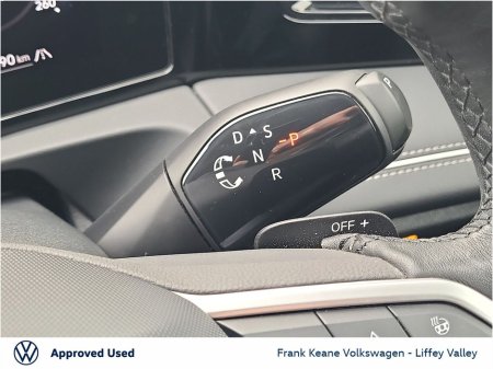 2024 Volkswagen Tiguan ELEGANCE AUTO 2.0TDI 150BHP *HEATED SEATS* *ELECTRIC TAILGATE* *REAR VIEW CAMERA* *PCP FINANCE AVAILABLE* €49,995 thumbnail