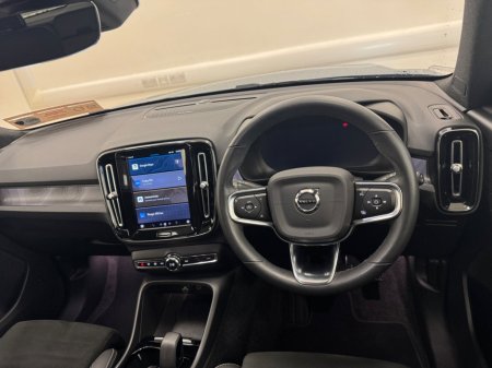 2022 Volvo XC40 BEV 231hp Ultimate €29,950 thumbnail