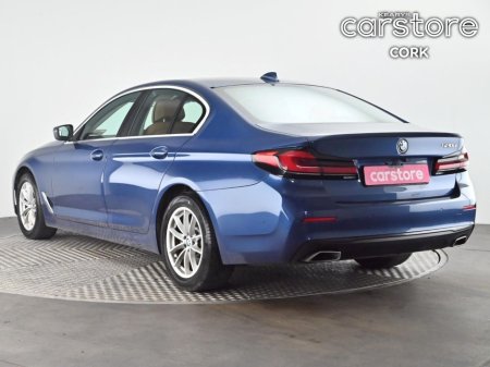 2021 BMW 5 Series - thumbnail 3
