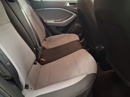 2015 Hyundai i20 - thumbnail 7