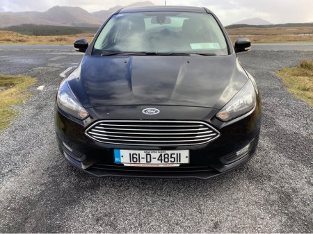 2016 Ford Focus - thumbnail 21