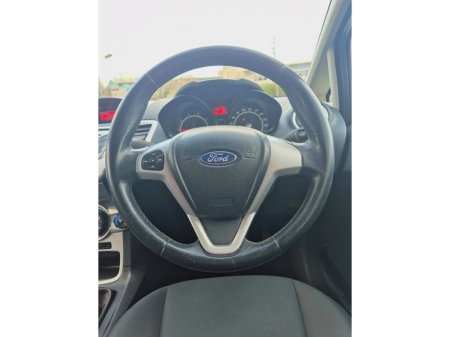 2012 Ford Fiesta - thumbnail 14
