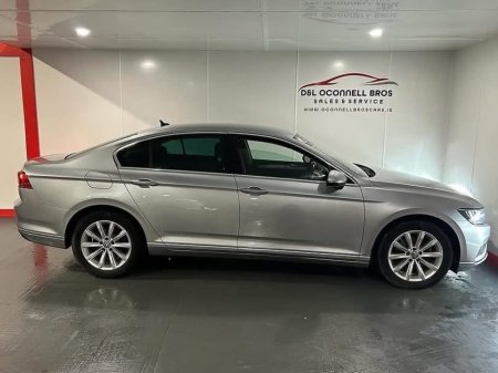 2021 Volkswagen Passat BUSINESS 2.0 TDI MANUAL 6SPEED FWD 150 4DR €19,950 thumbnail