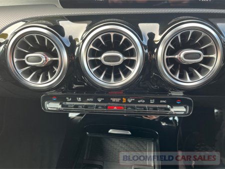 2018 Mercedes-Benz A Class EDITION 1 , AMG LINE // DIGITAL DASH €23,950 thumbnail