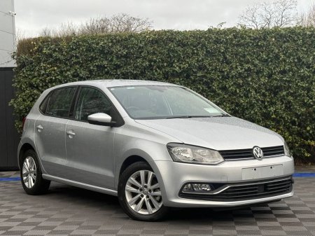 2016 Volkswagen Polo COMFORTLINE 1.2 TSI // FULL SERVICE HISTORY // LOW MILEAGE // DIGITAL CLIMATE CONTROL