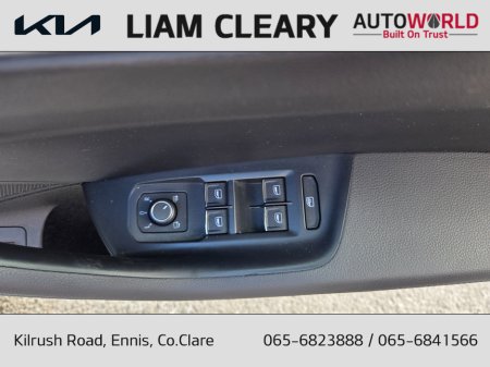 2015 Volkswagen Passat - thumbnail 16