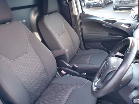 2022 Ford Transit Courier Trend 1.5TD 100PS M6 3DR €12,000 thumbnail