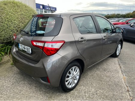 2017 Toyota Yaris LUNA 1.0 PETROL //REVERSE CAMERA// €11,950