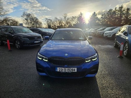 2022 BMW 3 Series - view 3