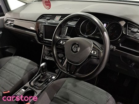 2016 Volkswagen Touran 1.4 TSI €17,880 thumbnail