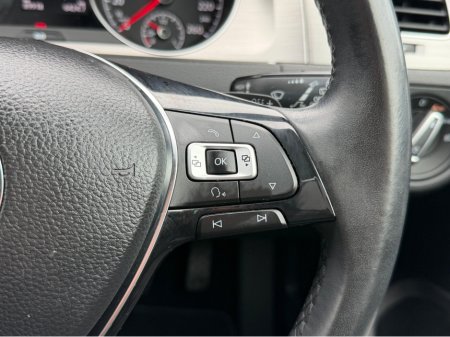 2016 Volkswagen Golf - thumbnail 23