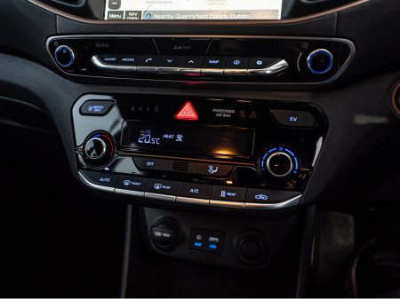 2017 Hyundai Ioniq 2017 Ioniq EV/FSH main dealer/1yr warranty €11,888 thumbnail