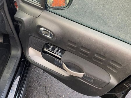 2021 Citroen C3 Flair Puretech 1.2 Automatic €17,950 thumbnail