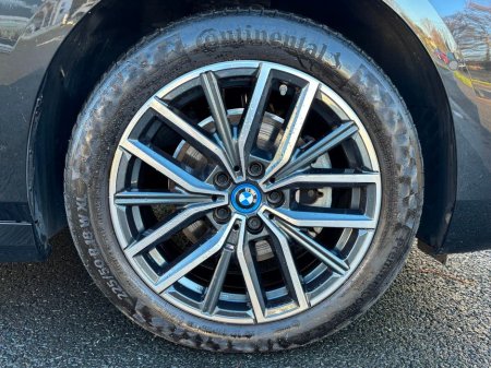 2024 BMW 2 Series 225 E M SPORT X DRIVE PHEV €37,995 thumbnail