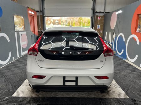 2014 Volvo V40 €10950 2014 VOLVO V40 T4 SE 1.6 AUTOMATIC / REVERSE CAMERA / CRUISE CONTROL / ELECTRIC MEMORY & HEATED SEATS €10,950 thumbnail