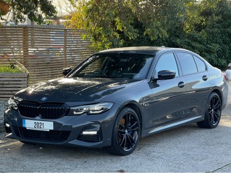 2021 BMW 3 Series M SPORT PRO EDITION