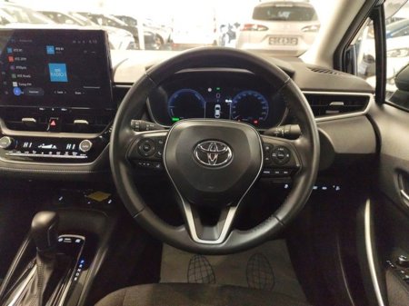 2025 Toyota Corolla - thumbnail 9