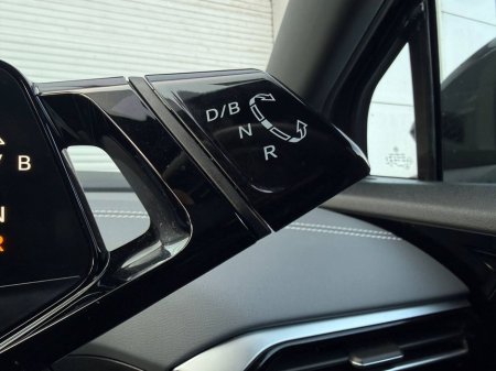 2023 Volkswagen ID.4 - thumbnail 11