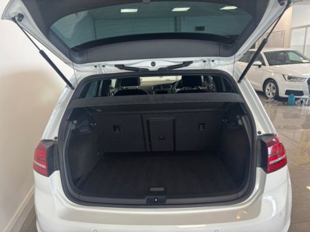 2017 Volkswagen Golf - thumbnail 11