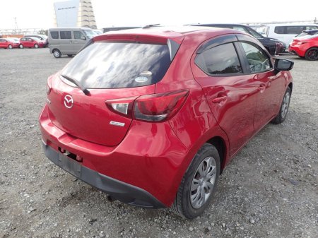 2015 Mazda Demio - thumbnail 3