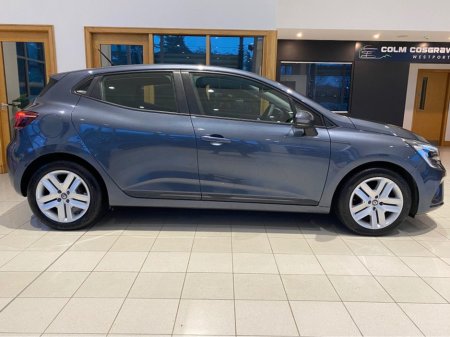 2022 Renault Clio  €18,950