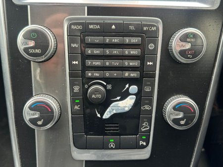 2015 Volvo XC60 - thumbnail 13