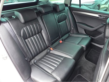 2020 Skoda Superb - thumbnail 15