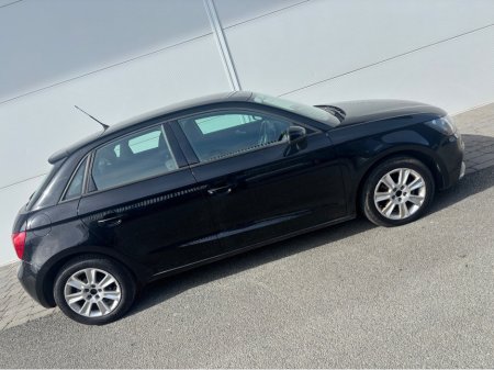 2015 Audi A1 - thumbnail 9