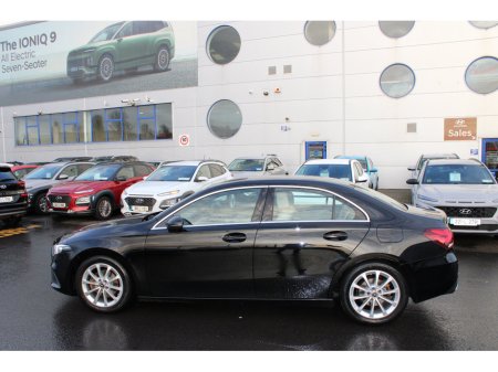 2020 Mercedes-Benz A Class - thumbnail 2