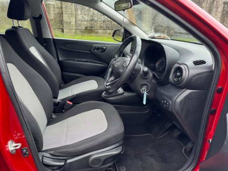 2022 Hyundai i10 i10 Classic €14,950 thumbnail