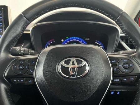 2022 Toyota Corolla COROLLA HYBRID LUNA SALOON 4DR AUTO €25,950 thumbnail