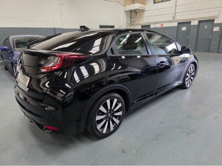 2016 Honda Civic - thumbnail 6