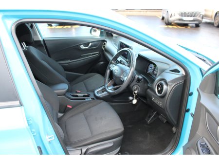 2023 Hyundai Kona 1.6 HYBRID Executive Two Tone Roof Auto €27,950 thumbnail