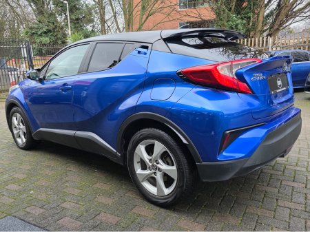 2018 Toyota C-HR LUNA HYRBID AUTO. HUGE SPEC. FINANCE ARRANGED. SIMI. AA APPROVED. €18,950 thumbnail
