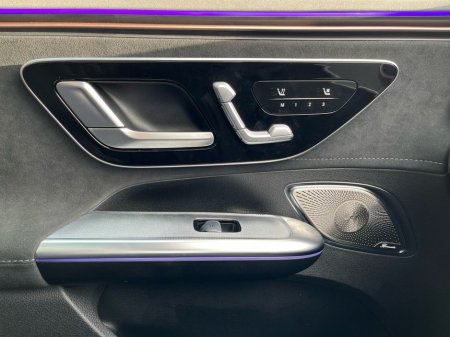 2022 Mercedes-Benz EQE EQE AMG 43 4MATIC Premium Plus €59,950 thumbnail