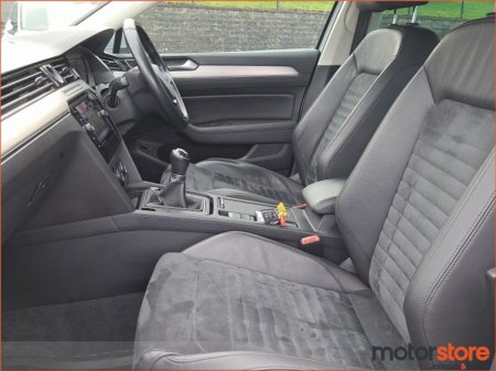 2019 Volkswagen Passat 2.0 TDI 150HP Highline €23,900