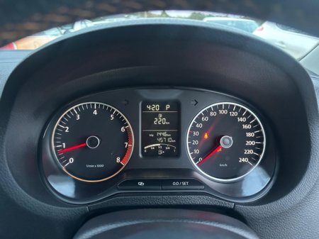 2011 Volkswagen Polo - thumbnail 18