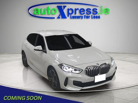 2022 BMW 1 Series 118d M-SPORT Automatic, Reversing camera