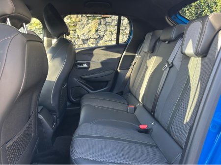 2022 Peugeot 208 GT ELECTRIC 136BHP 50KWH €14,495 thumbnail