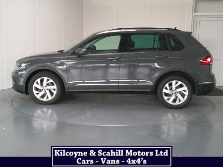 2022 Volkswagen Tiguan LIFE TDI S-A DSG €33,950