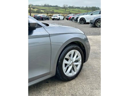2024 Skoda Octavia OCTAVIA AMB 2.0TDI 115HP €30,995 thumbnail