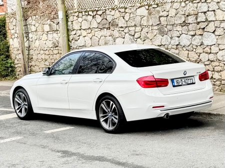 2016 BMW 3 Series - thumbnail 13