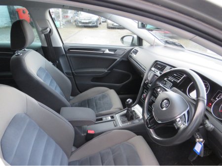 2014 Volkswagen Golf 2.0 TDI GT BLUEMOTION LOW MILEAGE        FSH €10,999 thumbnail