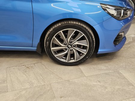 2019 Hyundai i30 1.0 T-GDI Fastback €14,950
