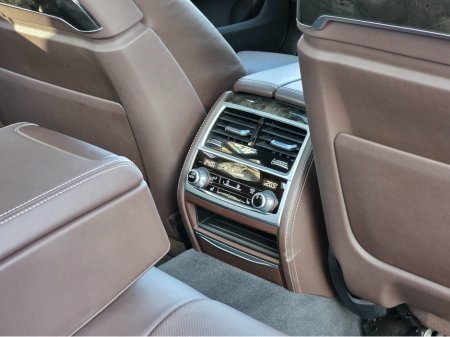2017 BMW 7 Series - thumbnail 29