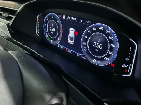 2022 Volkswagen Arteon EL 2.0 TDI D7F 150HP 5DR AUTO €33,900 thumbnail